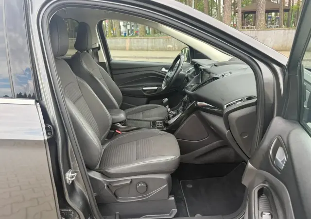 FORD Kuga 2.0 TDCi 4x4 Titanium