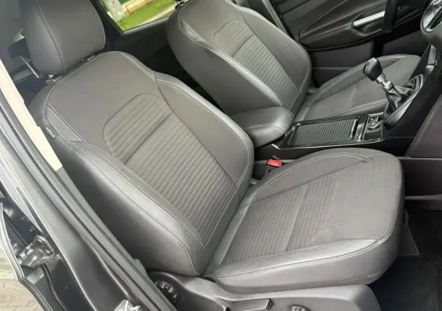 FORD Kuga 2.0 TDCi 4x4 Titanium