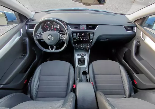 SKODA Octavia 2.0 TDI Elegance