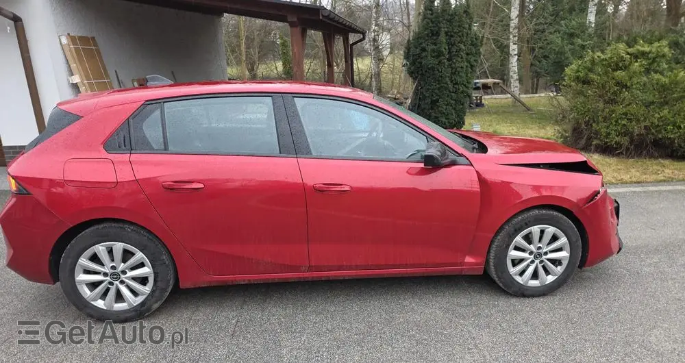 OPEL Astra 1.2 Turbo Edition