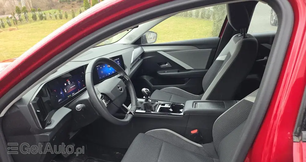 OPEL Astra 1.2 Turbo Edition