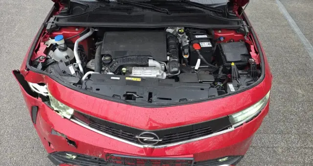 OPEL Astra 1.2 Turbo Edition