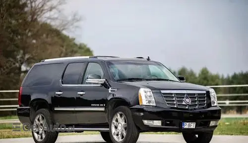 CADILLAC Escalade 
