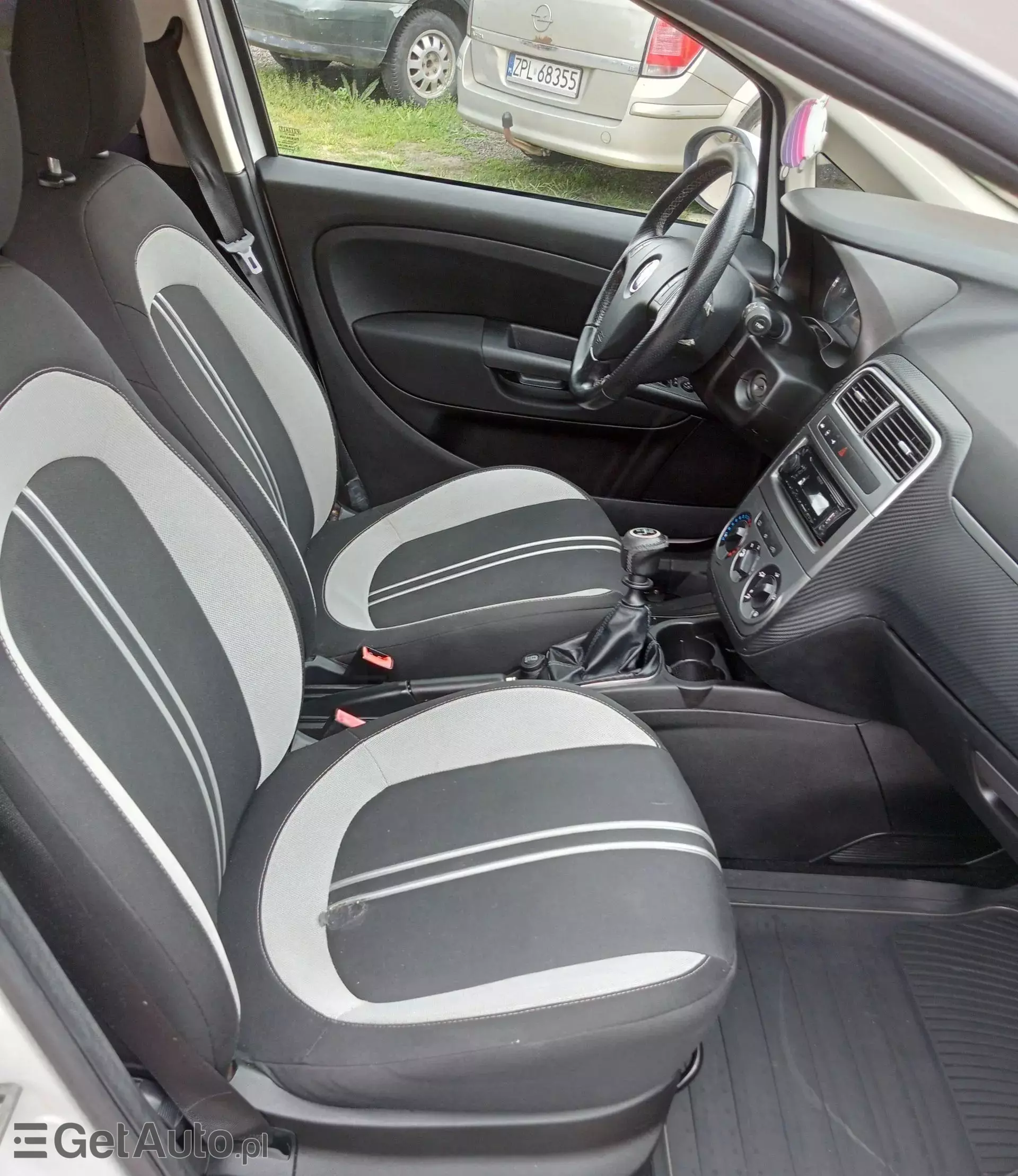 FIAT Punto 1.4 (77 KM)