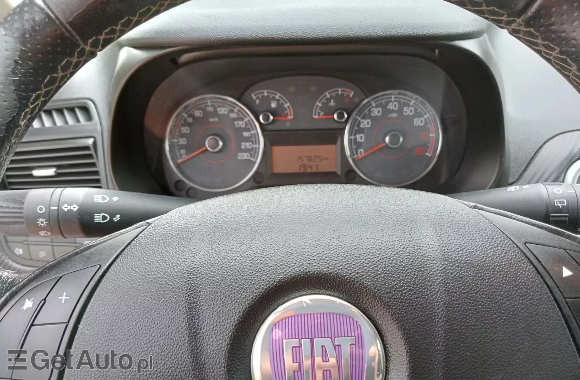 FIAT Punto 1.4 (77 KM)