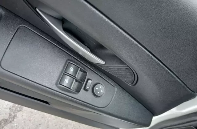 FIAT Punto 1.4 (77 KM)