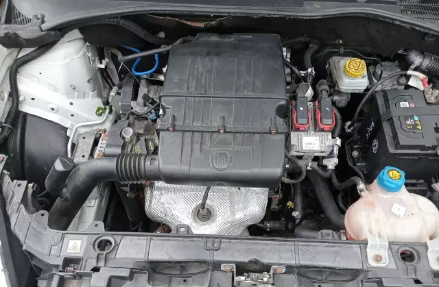 FIAT Punto 1.4 (77 KM)