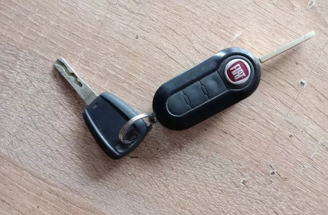 FIAT Punto 1.4 (77 KM)