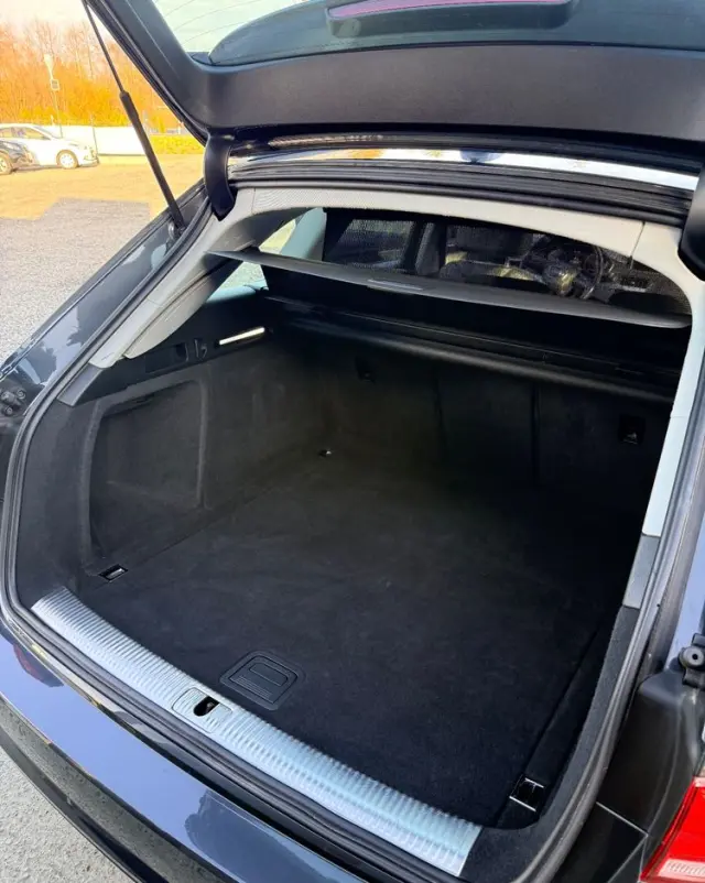 AUDI A4 Avant 2.0 TDI S tronic sport