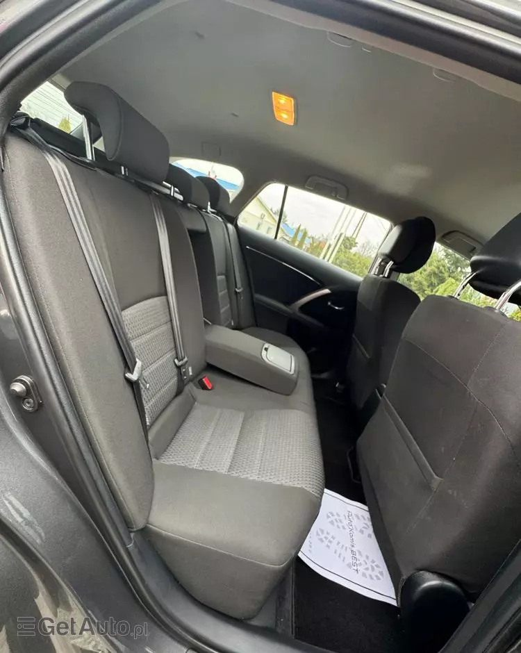 TOYOTA Avensis Touring Sports 1.8 Business Edition