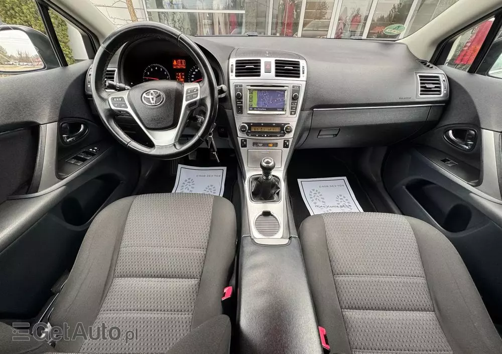 TOYOTA Avensis Touring Sports 1.8 Business Edition