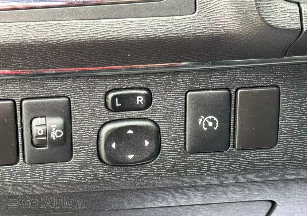 TOYOTA Avensis Touring Sports 1.8 Business Edition