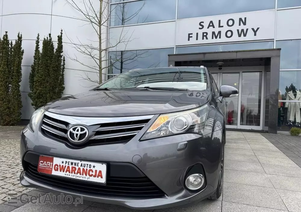 TOYOTA Avensis Touring Sports 1.8 Business Edition