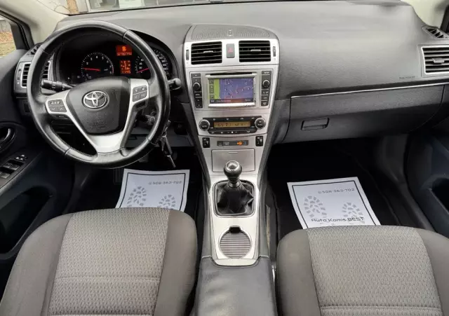 TOYOTA Avensis Touring Sports 1.8 Business Edition
