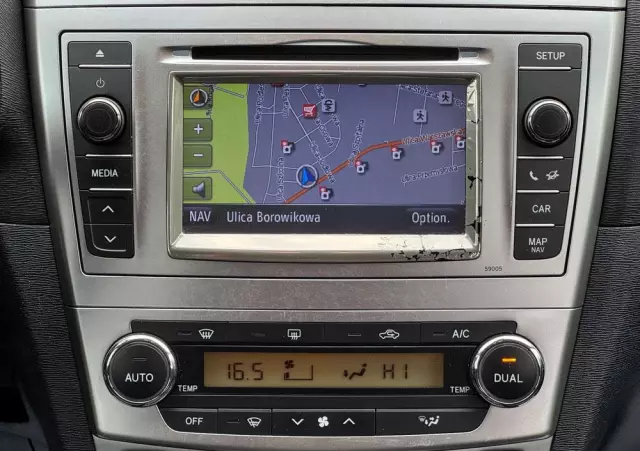 TOYOTA Avensis Touring Sports 1.8 Business Edition