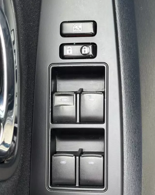 TOYOTA Avensis Touring Sports 1.8 Business Edition