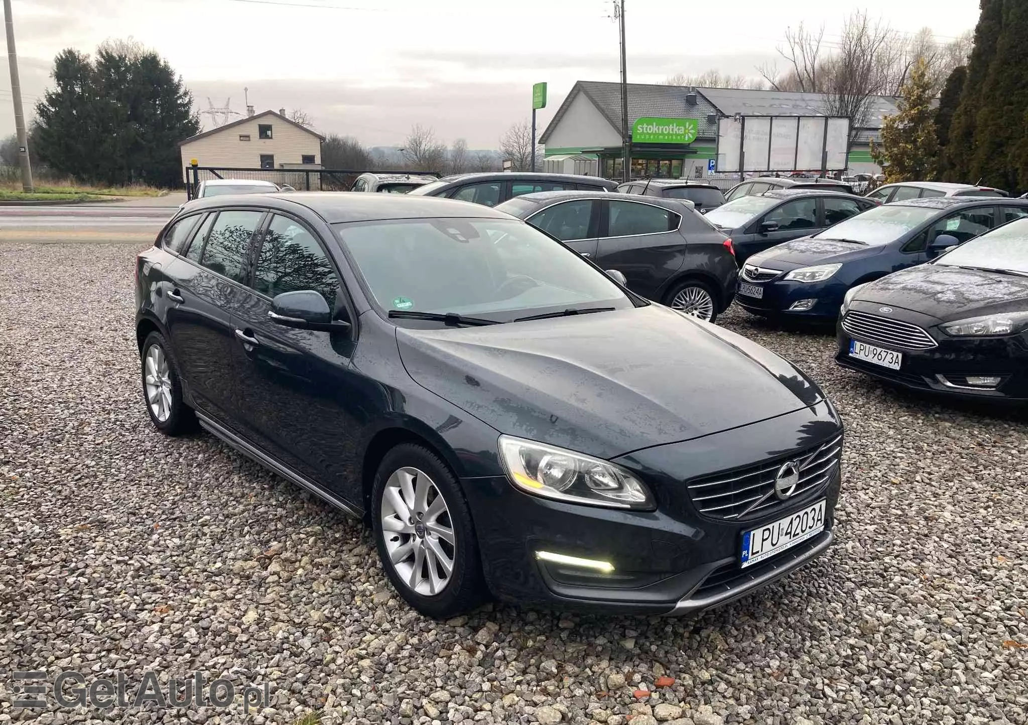 VOLVO V60 D2 Base