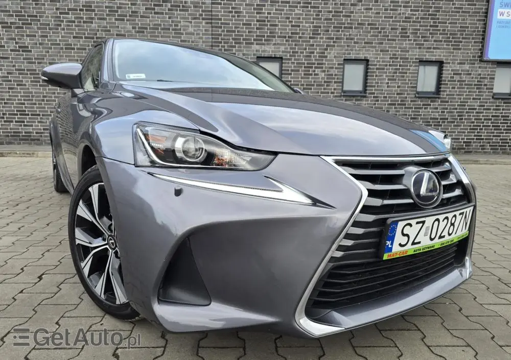 LEXUS IS 300h Business
