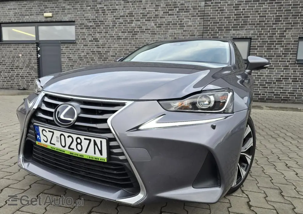 LEXUS IS 300h Business