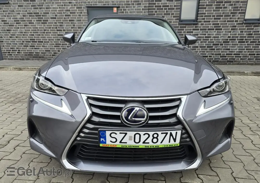 LEXUS IS 300h Business