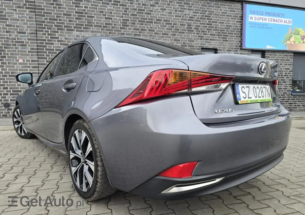 LEXUS IS 300h Business