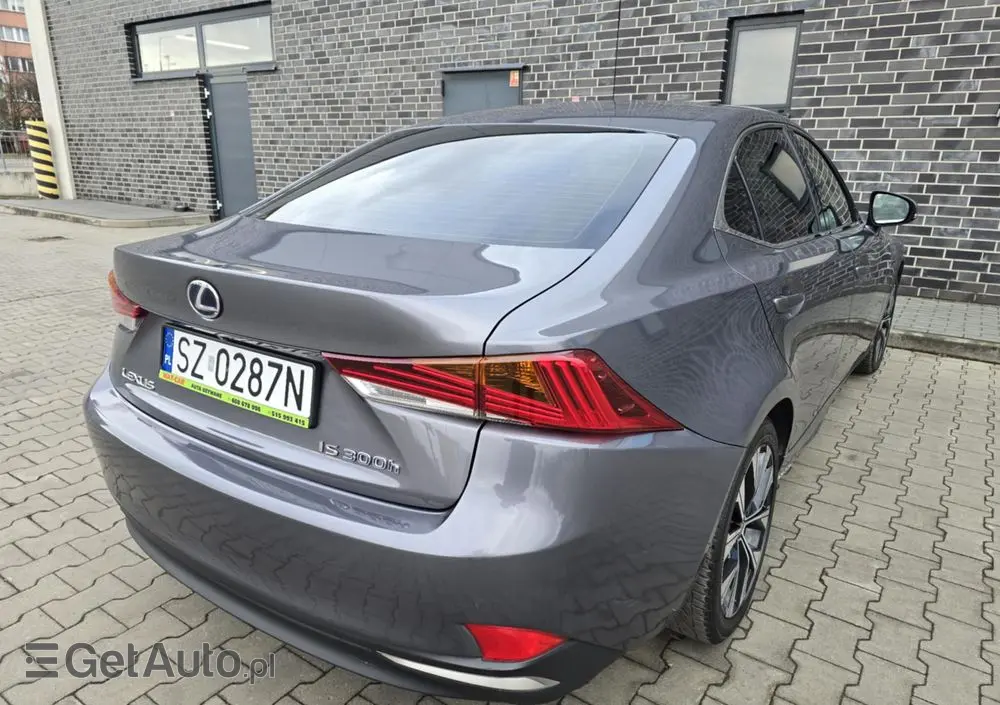 LEXUS IS 300h Business