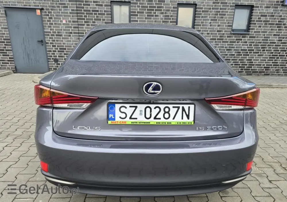 LEXUS IS 300h Business