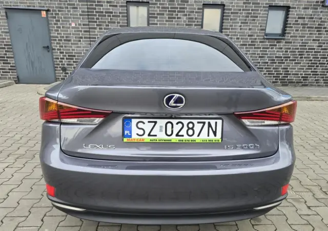 LEXUS IS 300h Business