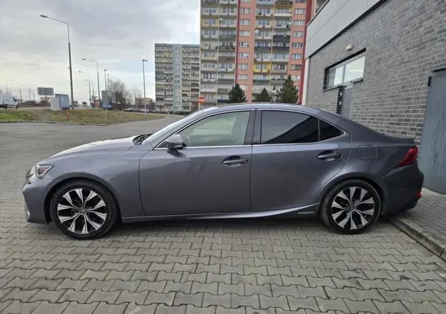 LEXUS IS 300h Business
