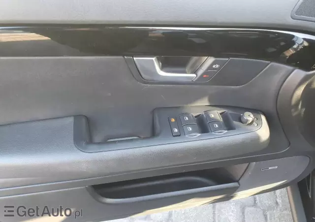 AUDI A4 Avant 2.0T FSI Quattro Tip