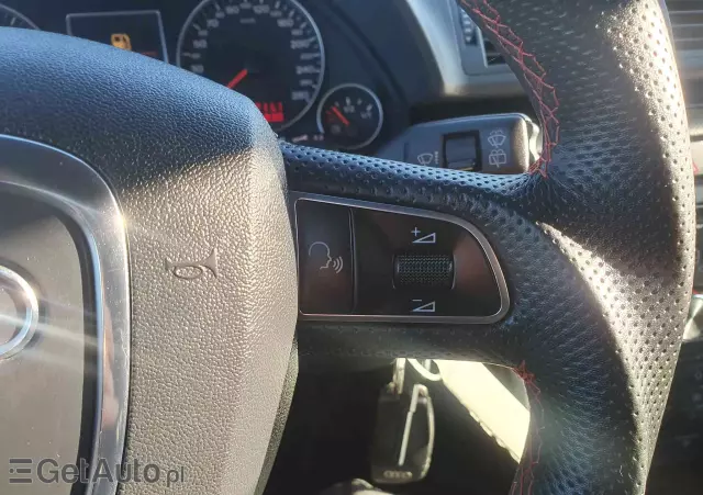 AUDI A4 Avant 2.0T FSI Quattro Tip