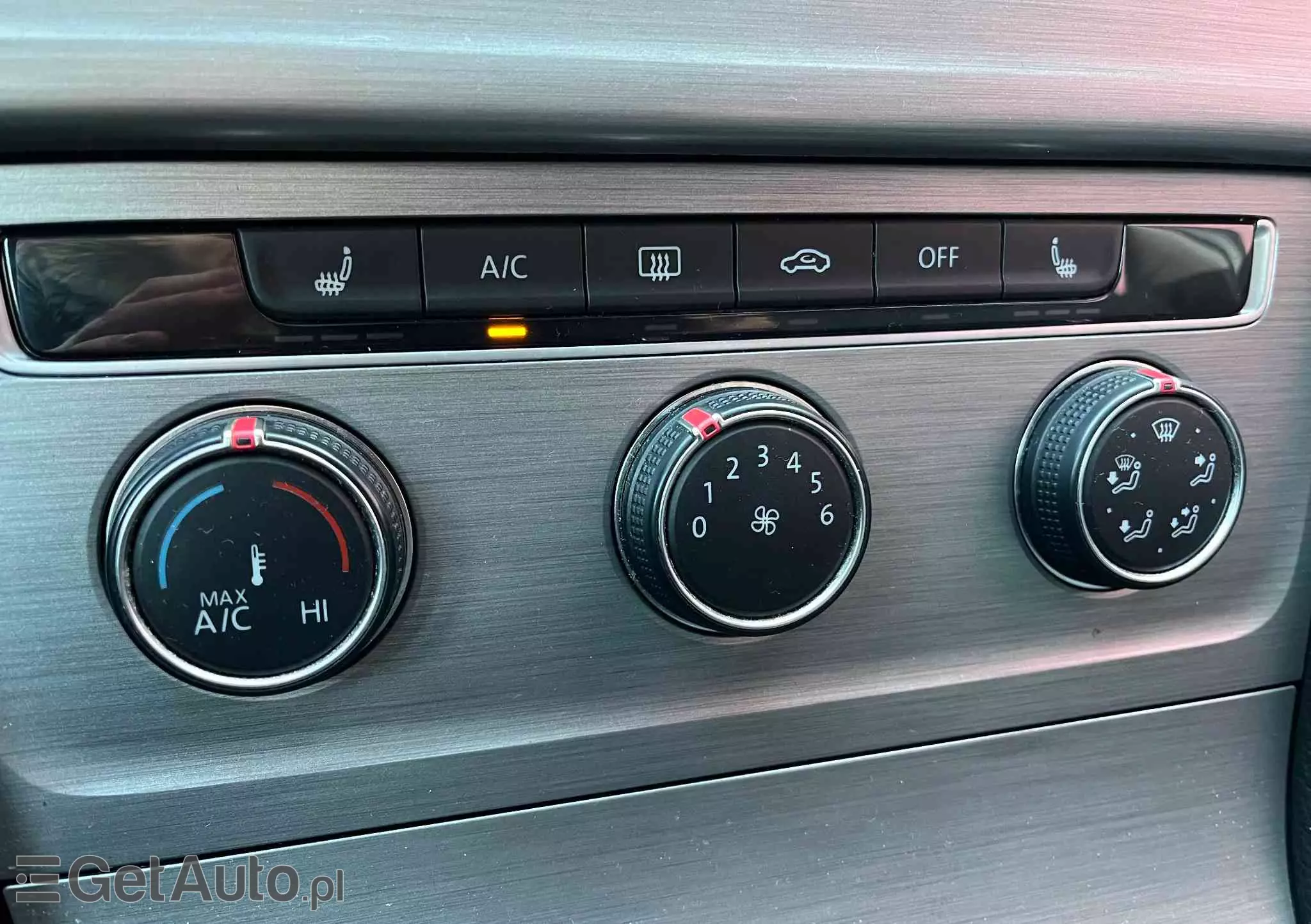 VOLKSWAGEN Golf VII 1.2 TSI BMT Comfortline