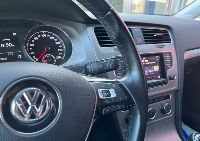 VOLKSWAGEN Golf VII 1.2 TSI BMT Comfortline