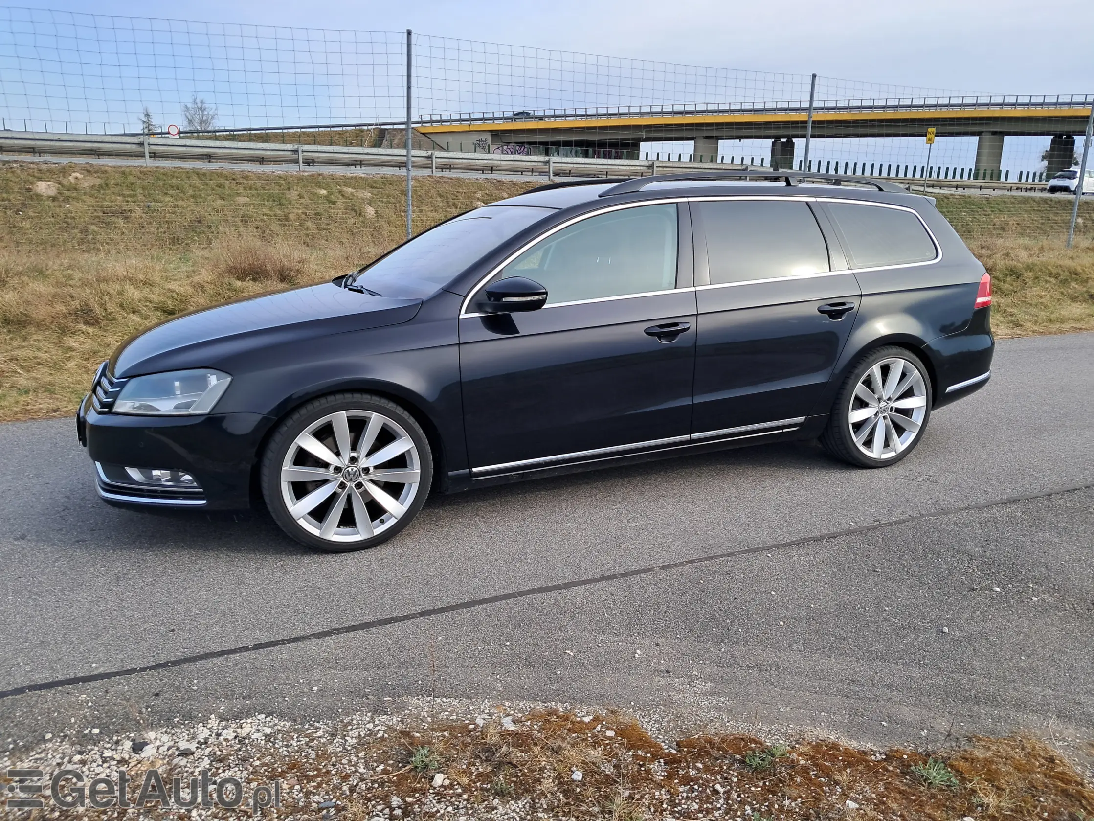 VOLKSWAGEN Passat Comfortline