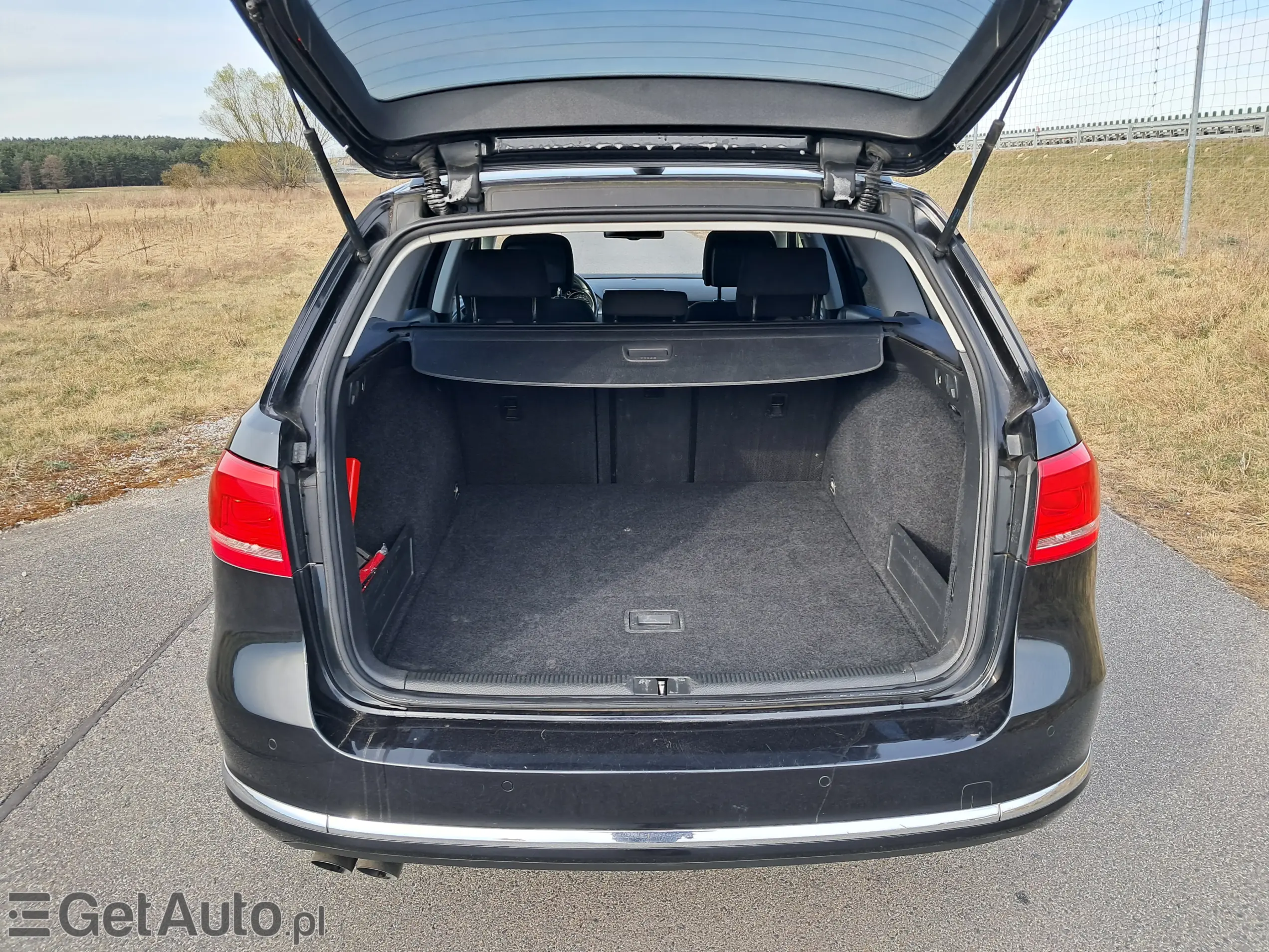 VOLKSWAGEN Passat Comfortline