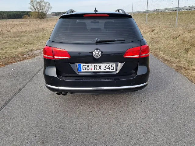 VOLKSWAGEN Passat Comfortline