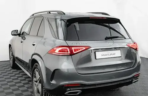 MERCEDES-BENZ GLE 