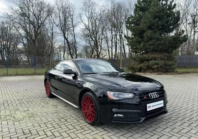 AUDI S5 