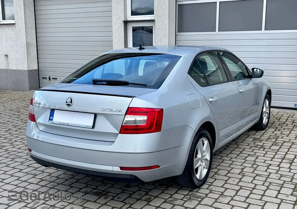 SKODA Octavia 1.5 TSI ACT Ambition
