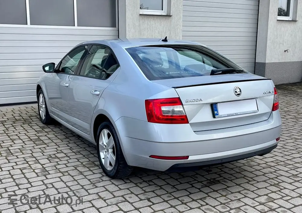 SKODA Octavia 1.5 TSI ACT Ambition