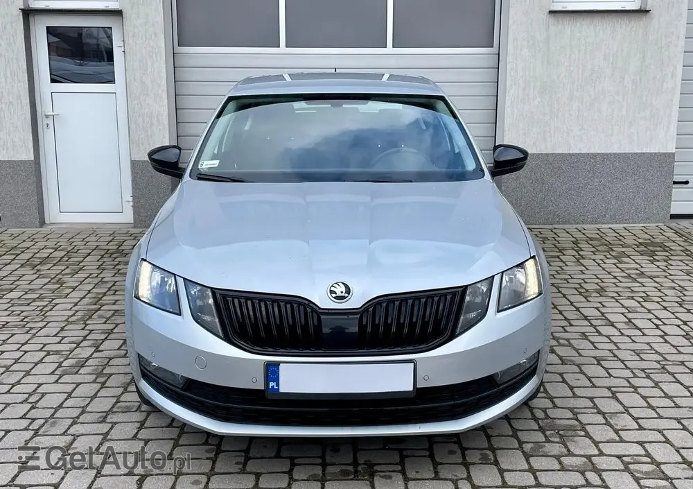 SKODA Octavia 1.5 TSI ACT Ambition