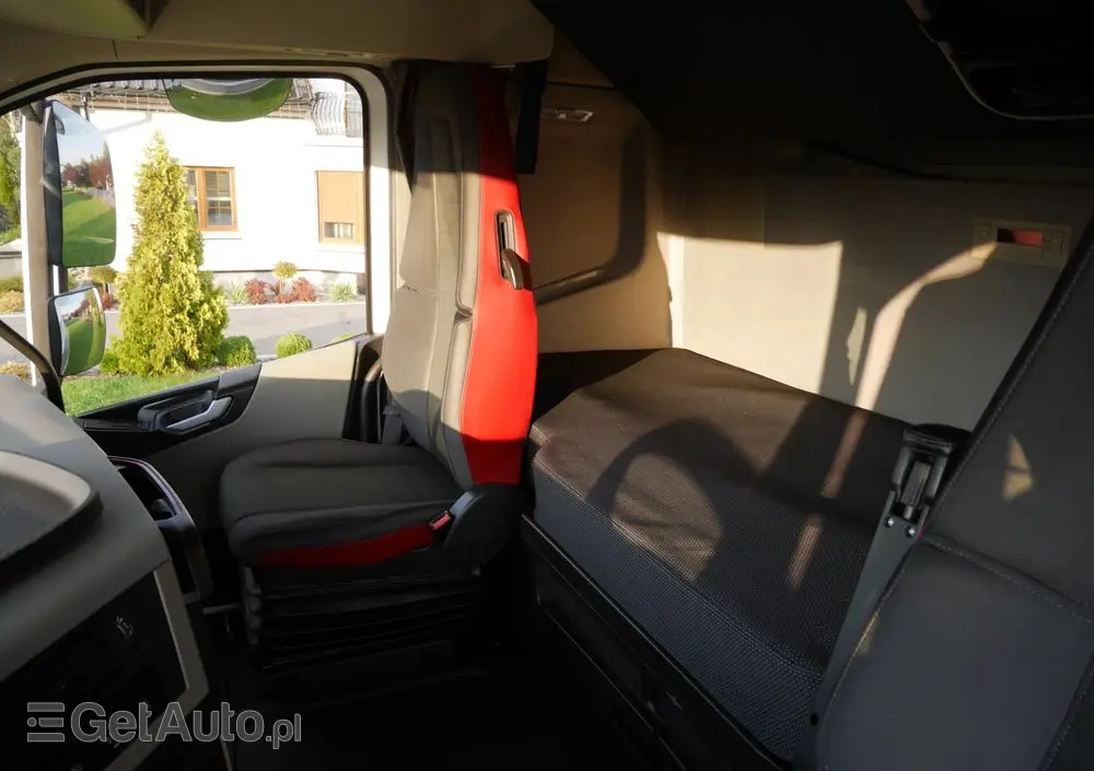 VOLVO FH 500KM STANDARD/ EURO-6/KLIMA POSTOJOWA/Stan Idealny 