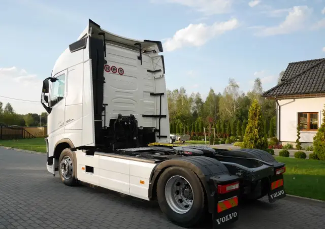 VOLVO FH 500KM STANDARD/ EURO-6/KLIMA POSTOJOWA/Stan Idealny 