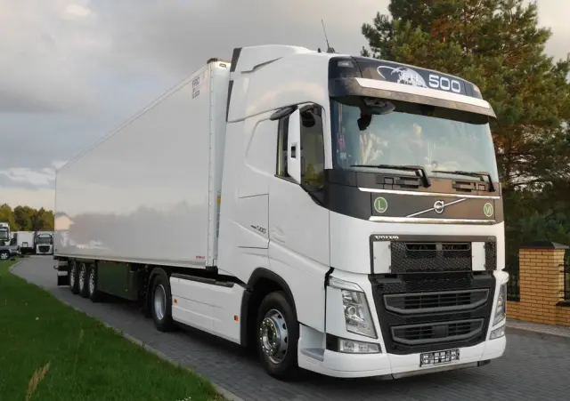 VOLVO FH 500KM STANDARD/ EURO-6/KLIMA POSTOJOWA/Stan Idealny 