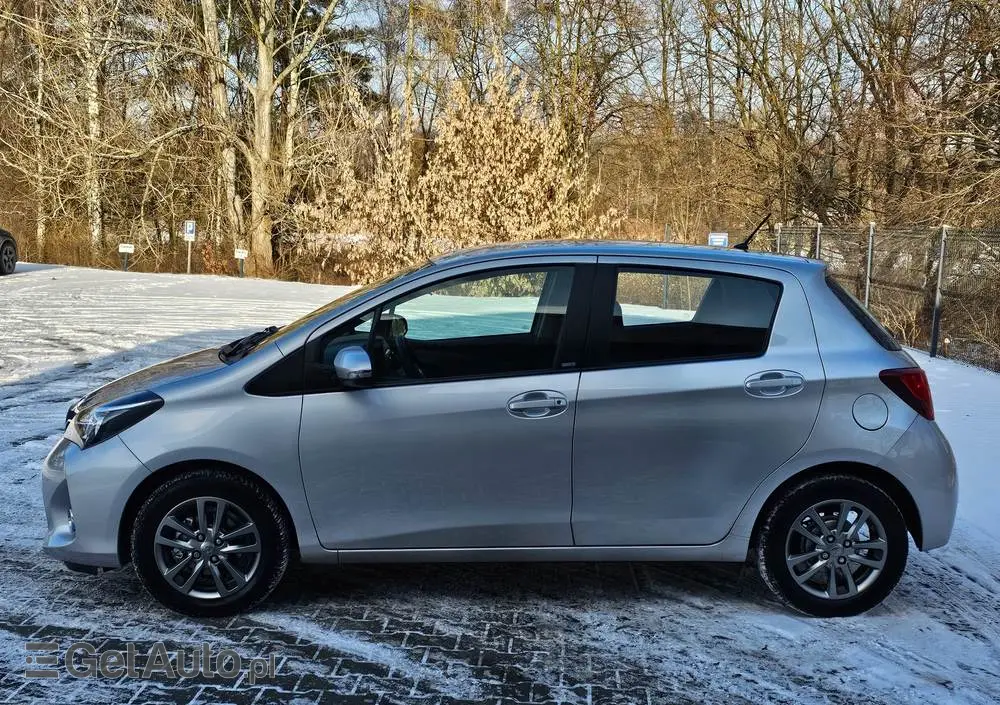 TOYOTA Yaris 1.33 VVT-i Edition
