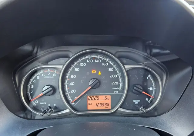 TOYOTA Yaris 1.33 VVT-i Edition