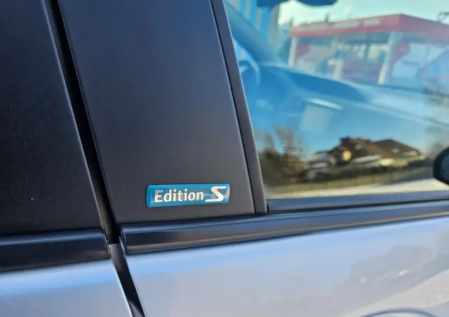 TOYOTA Yaris 1.33 VVT-i Edition