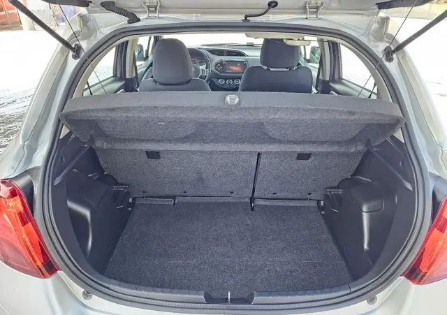 TOYOTA Yaris 1.33 VVT-i Edition