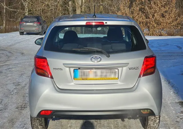TOYOTA Yaris 1.33 VVT-i Edition