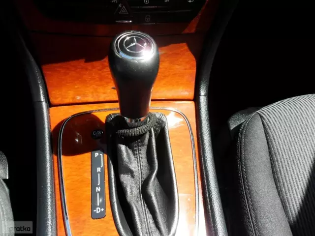 MERCEDES-BENZ Klasa E 